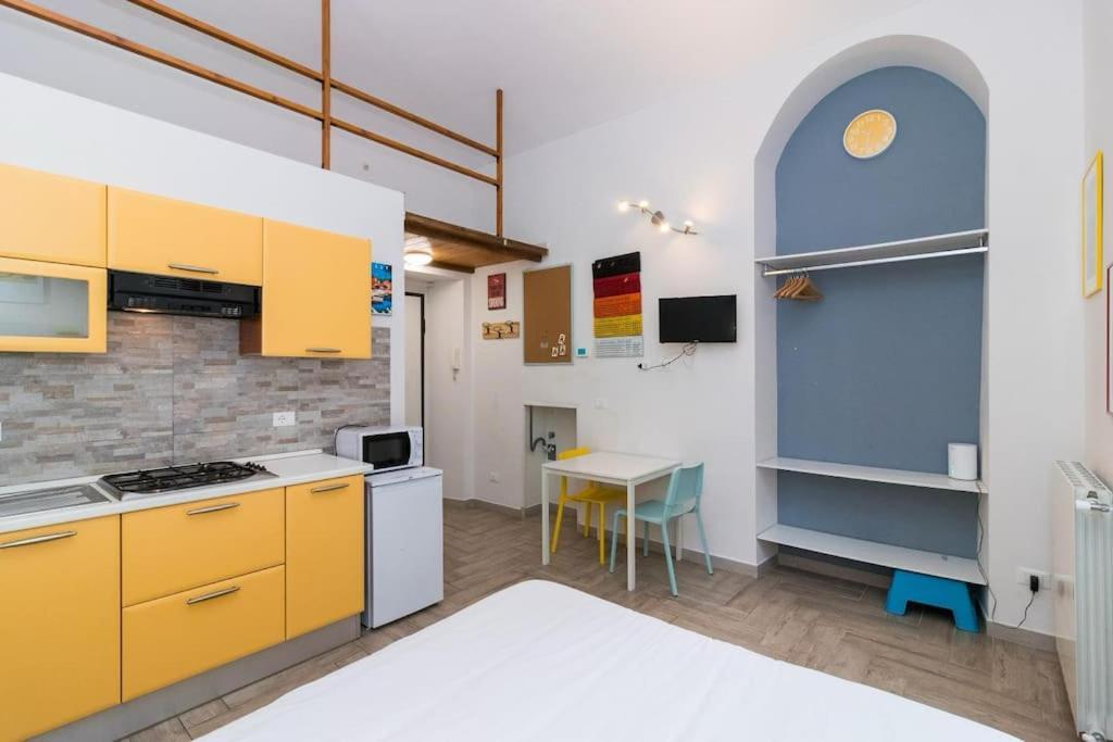 La Piccola By Happyhostorino Apartamento Exterior foto